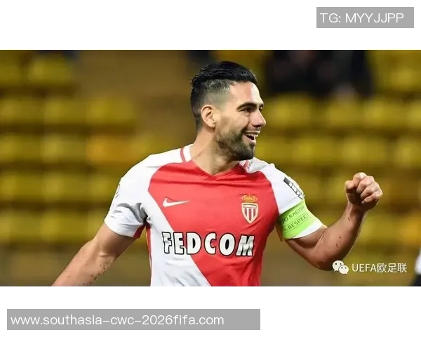 法尔考五人制足球的魅力与技巧解析助你提升球技与团队配合能力